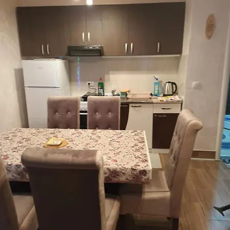 Jelena Lux * Vrnjacka Banja