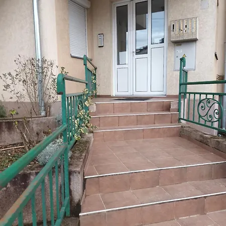 Jelena Lux Apartman